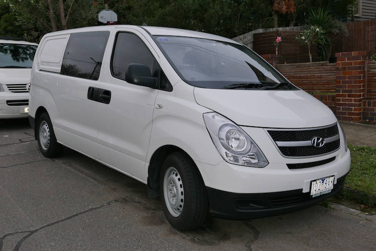 Hyundai iLoad van